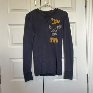 American Eagle vintage fit men’s long sleeve